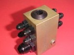 Eight Port Dist. Block W/AN Fittings Mag