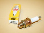 Used NGK Standard Series Spark Plugs (4322) BR8HS