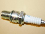 Used NGK Standard Series Spark Plugs (5122) BR7ES