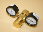 B&J Regulator W/Gauges 400PSI
